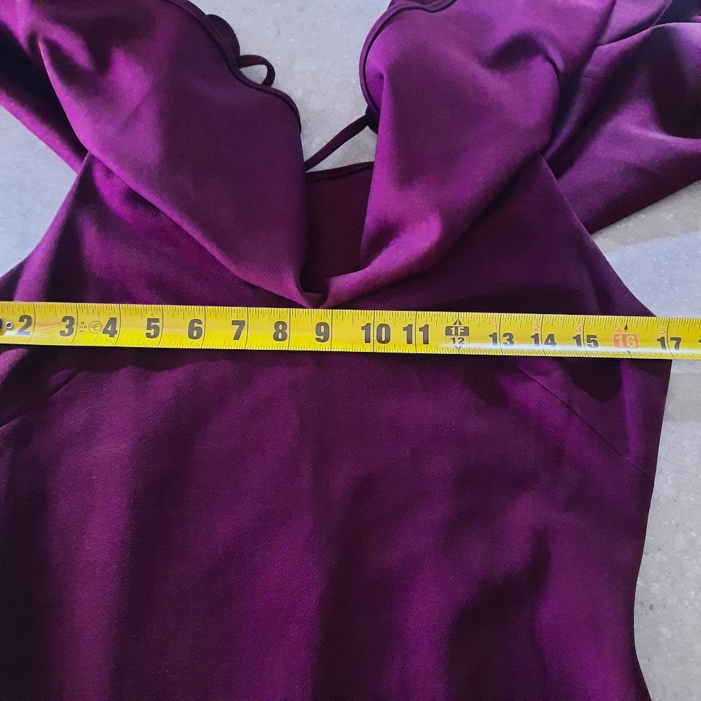 Belle Badgley Mischka Dress Size 4 Deep V Neck Burgundy Red Wine Cape Mini - Picture 13 of 16